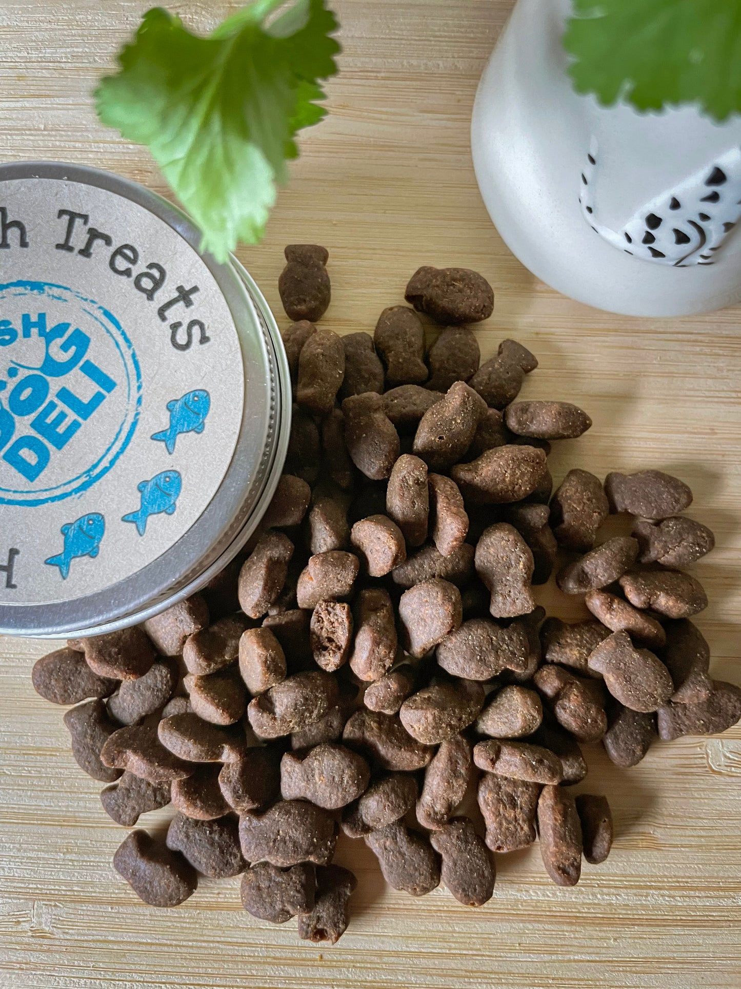 Mini fish dog treats – salmon, whitefish and trout crunchy training rewards